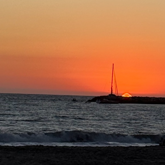 Meet your Posher, Keri! - Picture 6 of 6